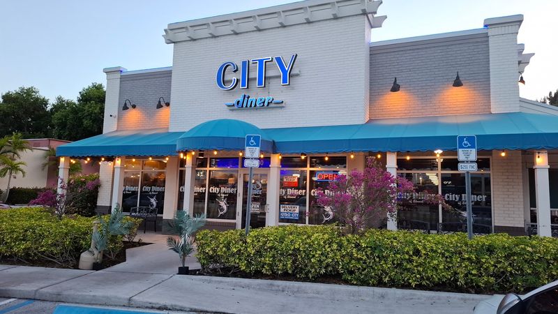 14 Classic Florida Diners That Feel Like a Step Back Into the 1960s 9 City Diner of Stuart - Stuart, Florida