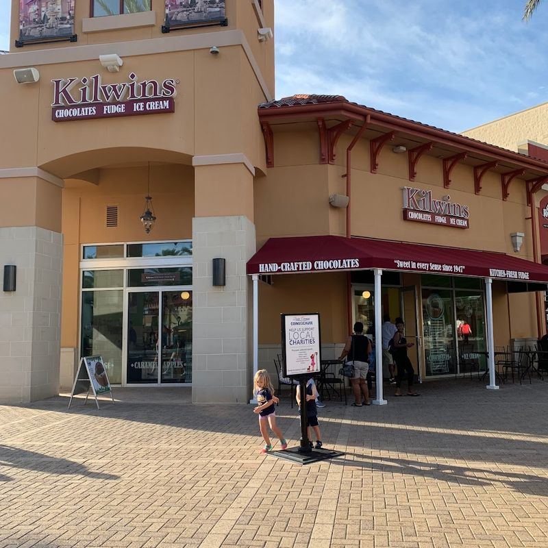 Kilwins Ice Cream - Chocolate - Fudge - Destin, Florida