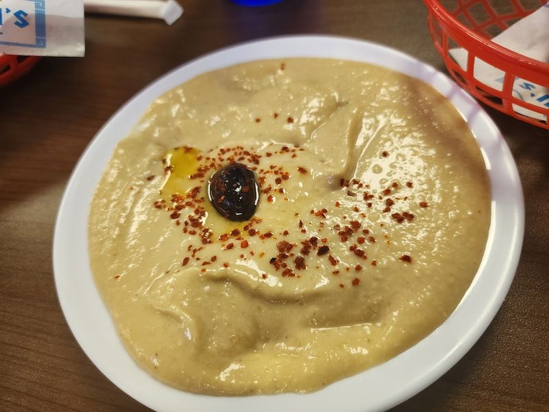 Hummus and Pita That Feels Like a Warm Hug