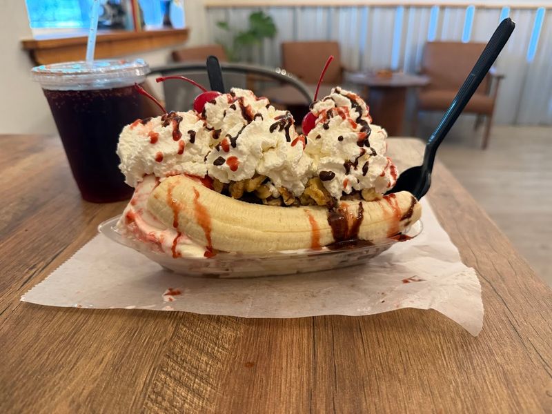 Amish-Made Ice Cream That Steals the Show