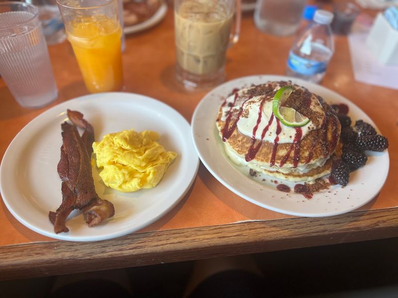 Hawaiian Pancakes Worth Every Bite