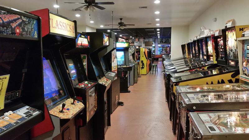 Clean, Well-Organized Space With a Genuine Retro Atmosphere