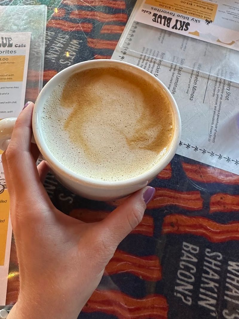 Lattes and Local Coffee Worth Lingering Over