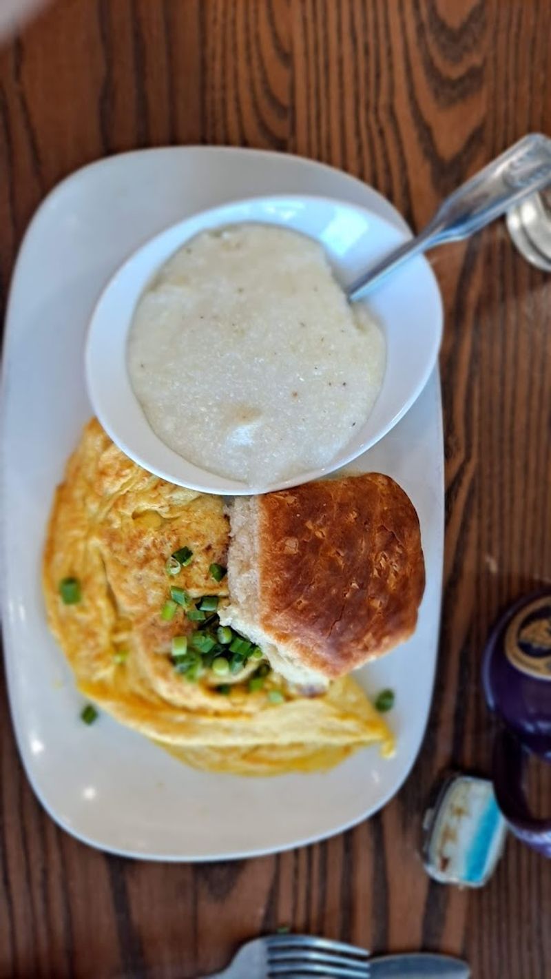 The Mardi Gras Omelette: A Cajun Masterpiece on a Plate