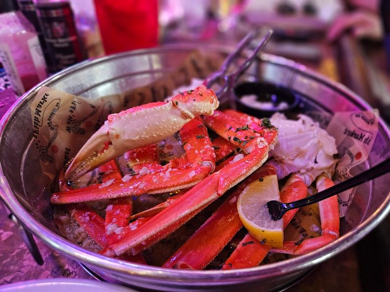 This old-school Florida seafood spot is where locals go when they want the freshest catch without the hype 6 Stone Crab Claws That Locals Fight Over