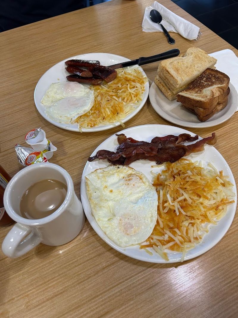 The Cracked Egg - Las Vegas, Nevada