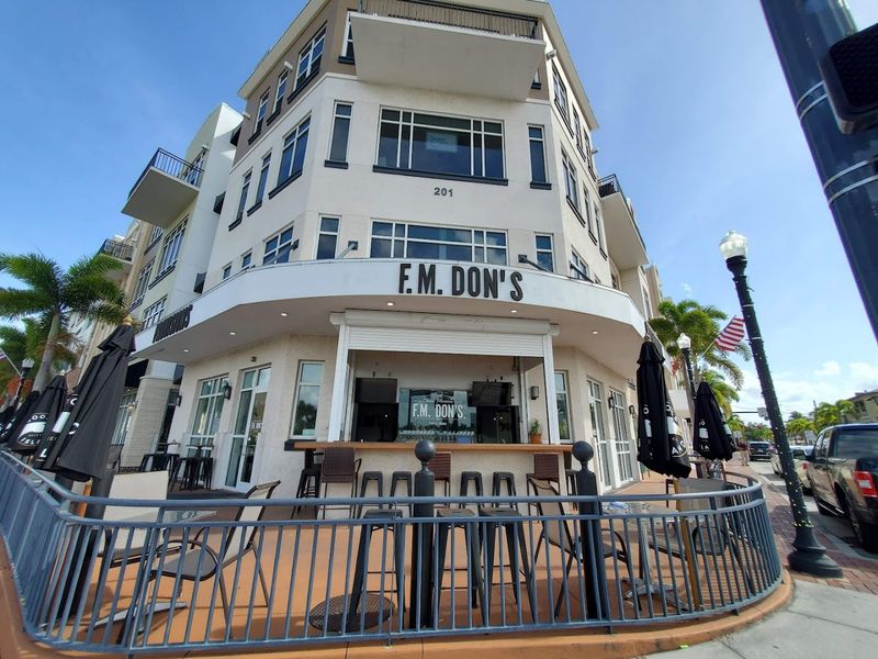 Dining Scene With Fresh Seafood and Local Flavor