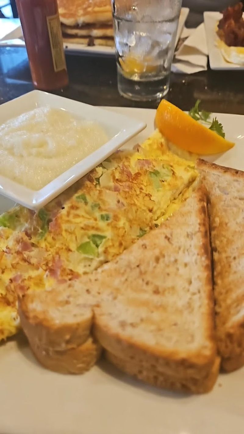 This Florida café is small, simple, and somehow always completely full 11 Mimosas and Bellinis to Kick Off Your Morning