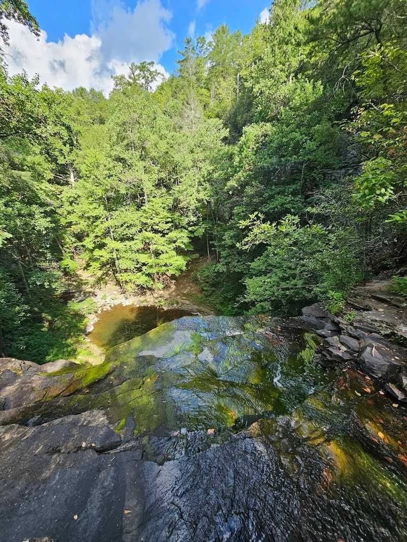 9 Tennessee waterfall and swimming spots that make summer easier to handle 7 Piney Falls State Natural Area - Grandview, Tennessee
