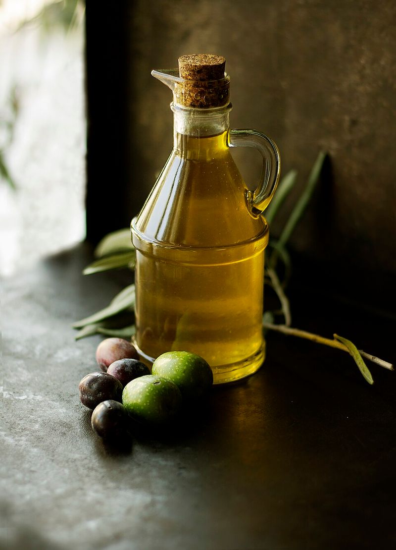20 foods people used to buy automatically - and now stare at like a bad investment 4 Olive oil