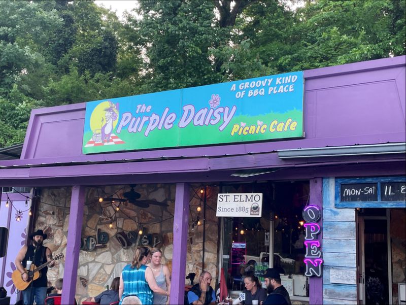 The Purple Daisy Picnic Cafe - Chattanooga, Tennessee