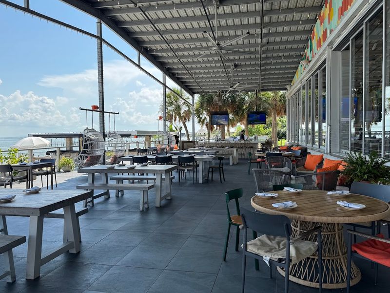 11 Texas Seafood Boil Spots That Always Feel Like A Party 11 Pier 6 - San Leon, Texas