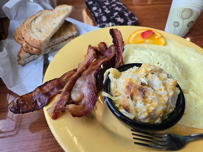 Hashbrown Casserole — The Cheesy Side That Steals the Show