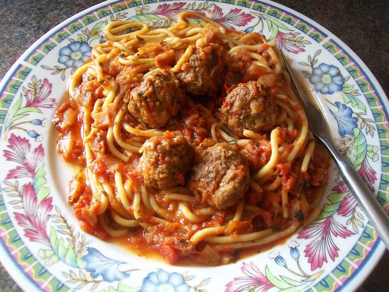 Spaghetti and meatballs