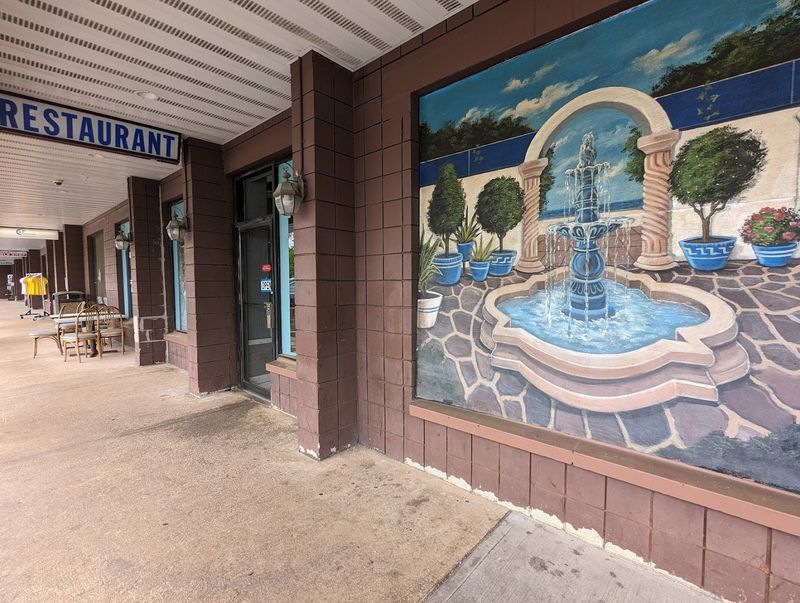 14 Classic Florida Diners That Feel Like a Step Back Into the 1960s 10 Blue Fountain Restaurant - Toms River, New Jersey