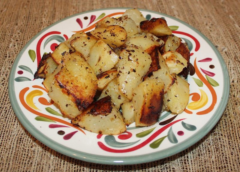 22 Foods That Look Outdated - But Still Beat Most Trendy Alternatives 7 Roasted potatoes