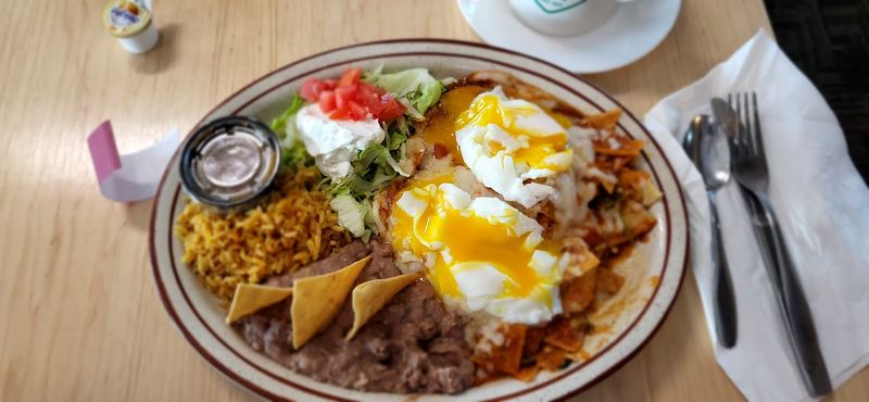 This Nevada desert diner is so good locals gladly make the long drive for breakfast 4 Huevos Rancheros With a Sauce That Slaps