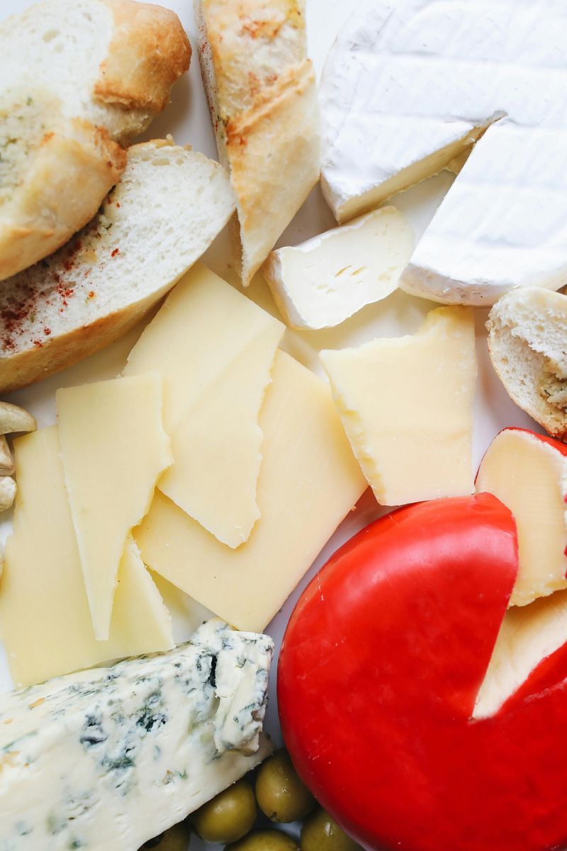 21 Grocery Items That Prove “Cheap Dinner” Is Basically a Myth Now 6 Cheese