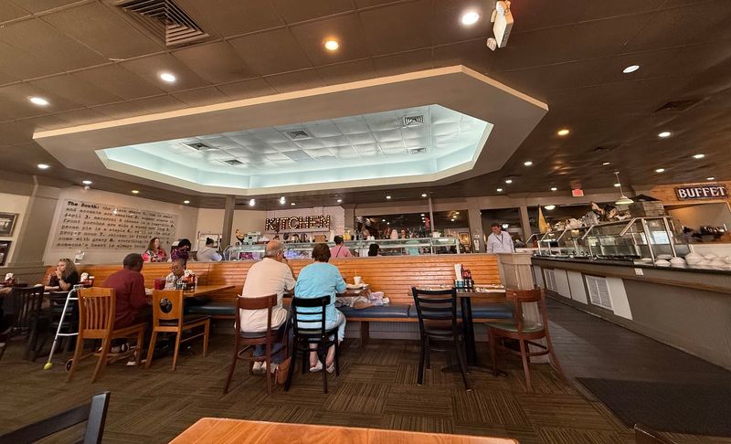 Why Food Lovers Keep Making the Drive to Lakeland