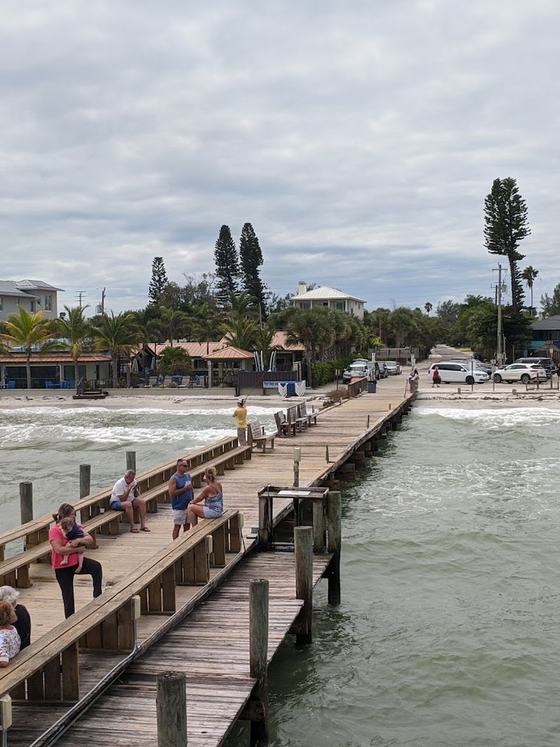 This Florida island town feels like the perfect escape for anyone tired of traffic, crowds, and noise 6 Golf Cart Culture: The Cutest Way to Get Around