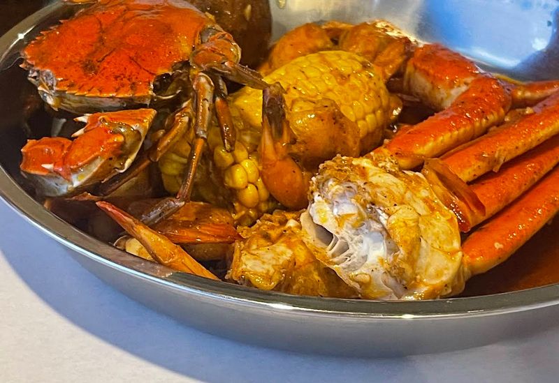 9 Florida Seafood Boil Spots That Always Feel Like A Party 7 King Crab Orlando - Orlando, Florida