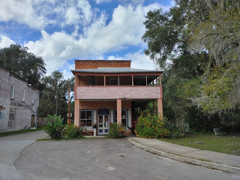 Visit Florida's Oldest Inland Town for a Day of Discovery 11 Unique Dining Experiences in Micanopy