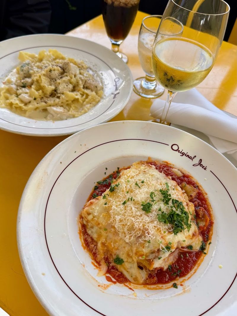 11 California family-run Italian restaurants locals never get tired of recommending 4 Original Joe's - San Francisco, California