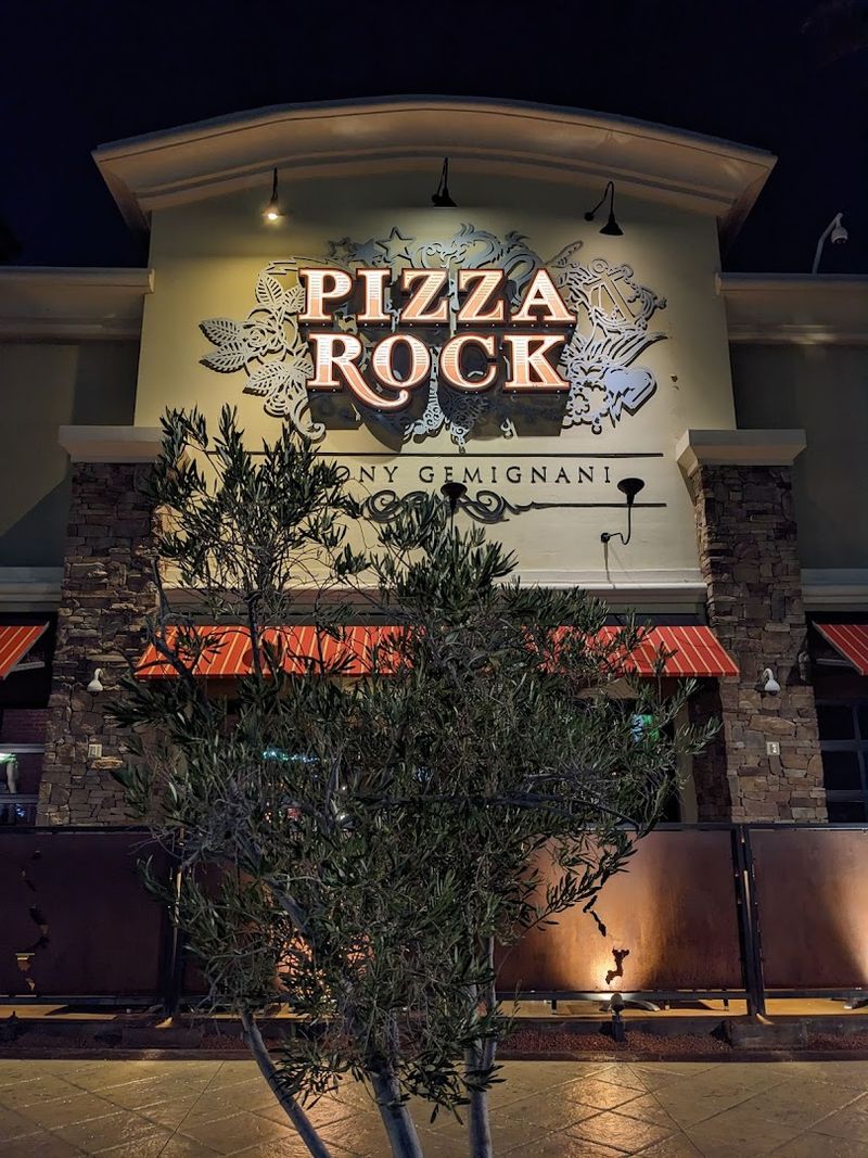 Pizzeria Lupo - Henderson, Nevada