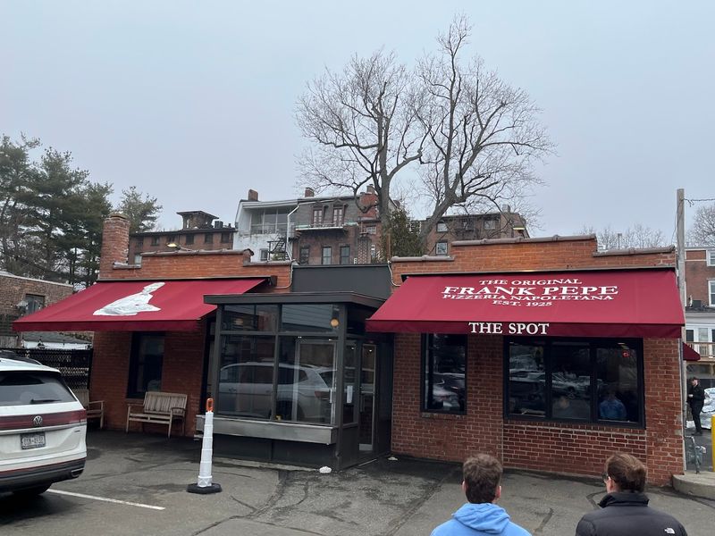 Frank Pepe Pizzeria Napoletana - New Haven, Connecticut