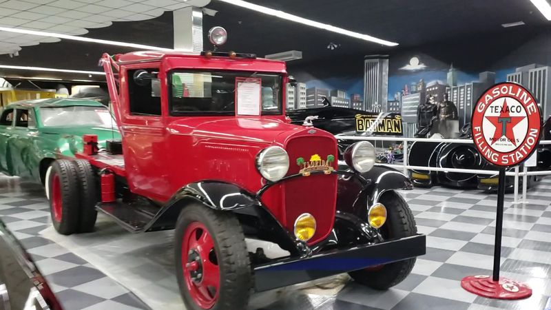 This Hidden Florida Car Museum Features More Than 160 Vintage Vehicles 8 Model Railroad Displays and Remington Bronze Sculptures