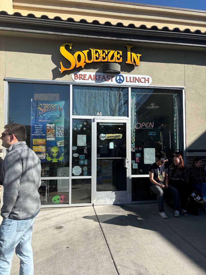 Squeeze In Breakfast & Lunch - Reno, Nevada