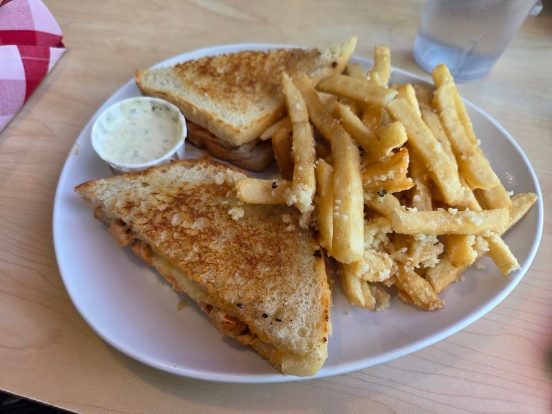 Two Chicks - Reno, Nevada