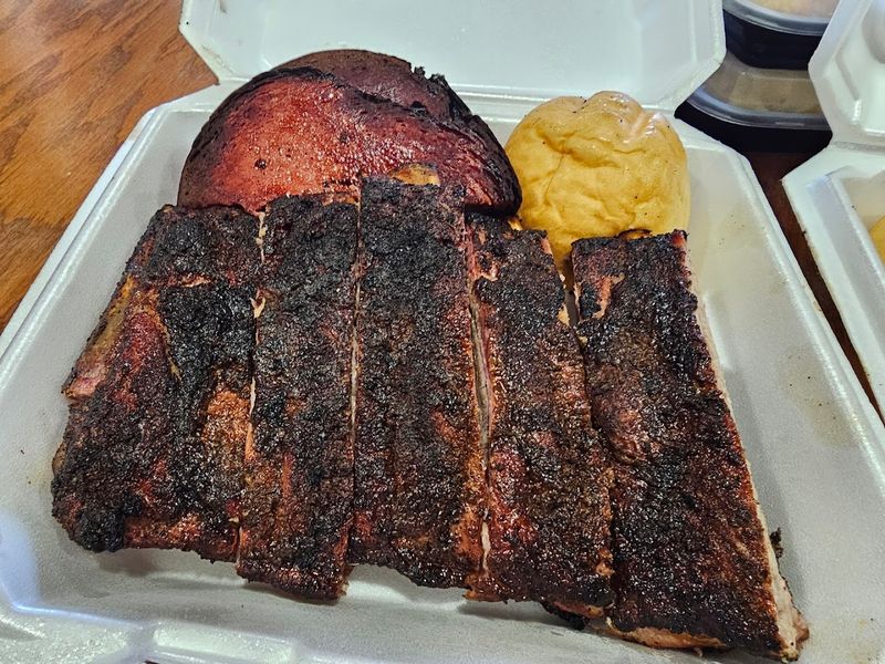 13 Arizona BBQ Restaurants Worth Driving Across The Desert For 8 JL Smokehouse BBQ - Phoenix, Arizona