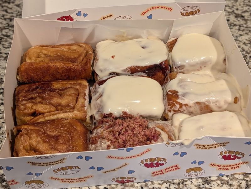 This California breakfast spot serves cinnamon rolls so big people end up talking about them all day 11 Reasonable Prices That Make Indulging Feel Guilt-Free