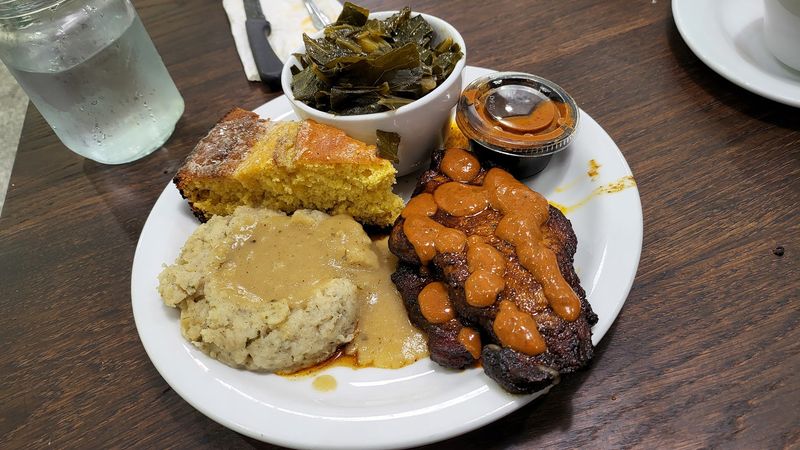 The Best Soul Food Restaurants in Every State 42 Sauce Boss Southern Kitchen - Draper, Utah