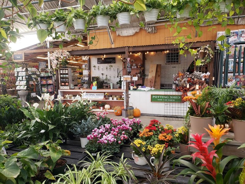 FoxFarm Soil and Fertilizers for Serious Gardeners