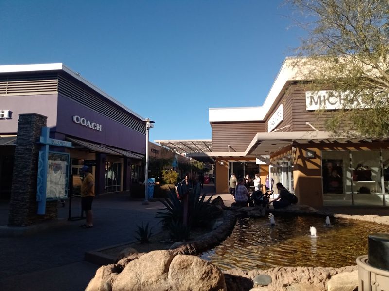 A Clean and Well-Maintained Shopping Environment