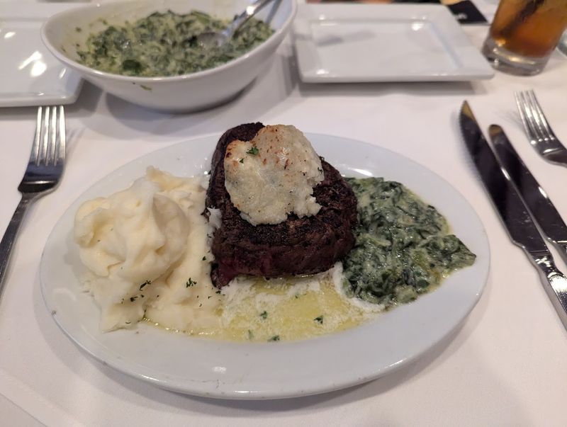 Ruth's Chris Steak House - Knoxville, Tennessee