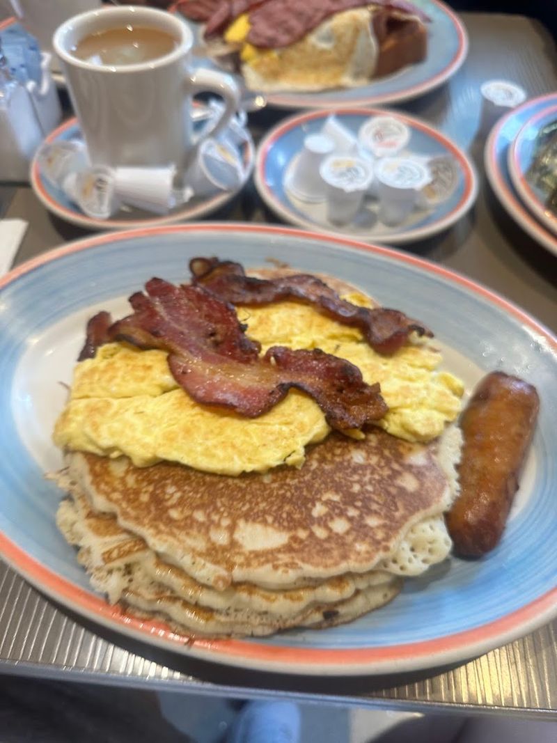 Pancakes and Bacon Done the Right Way