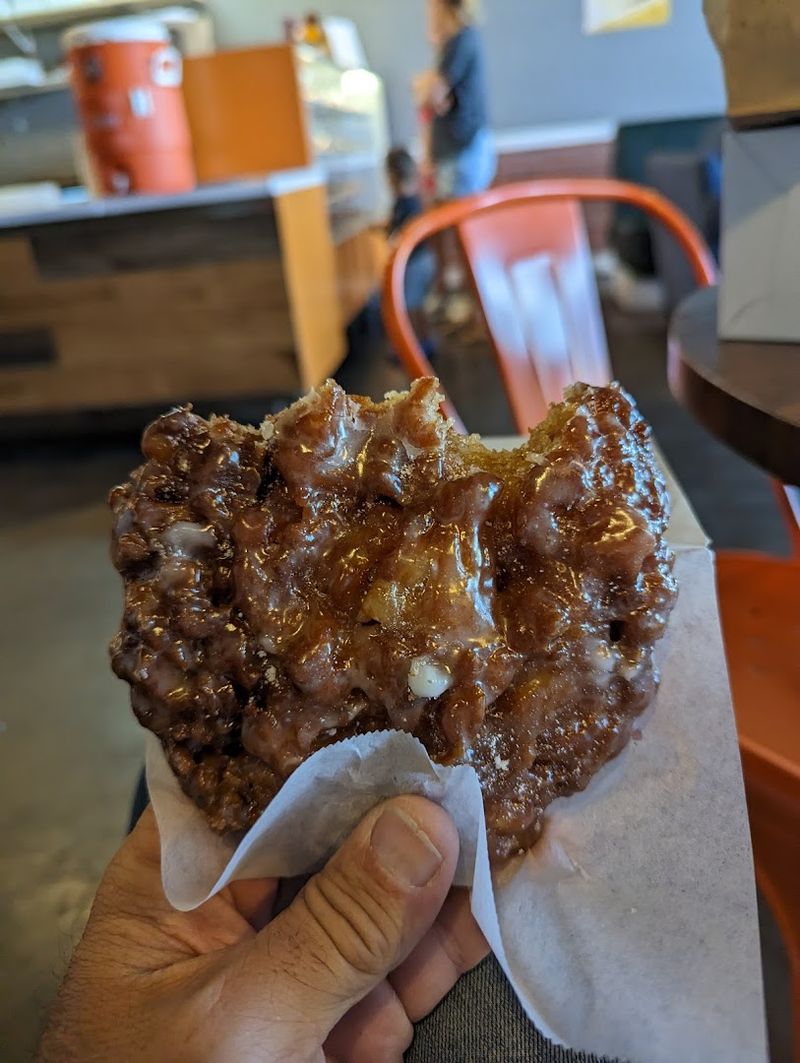 The Apple Fritter That Customers Can't Stop Talking About