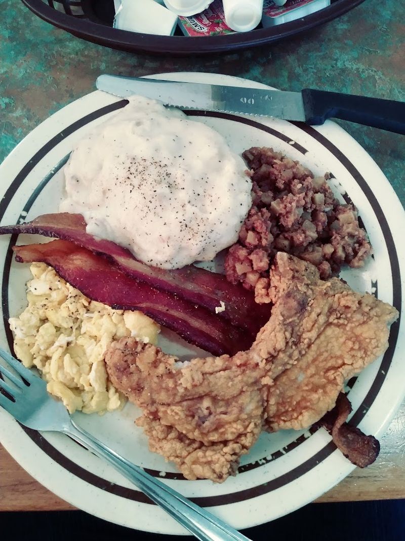 This Remote Florida Restaurant Is Quietly Serving the State's Best Breakfast 8 Sausage Gravy and Biscuits Done Right