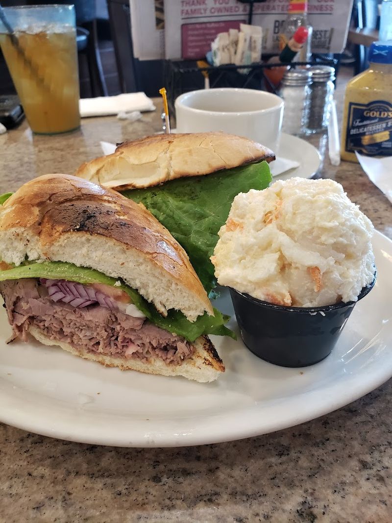 The Philly Cheesesteak Worth Crossing Town For