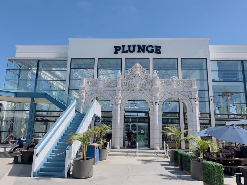 7 California rooftop bars where one drink usually turns into the whole evening 7 The Plunge San Diego - San Diego, California