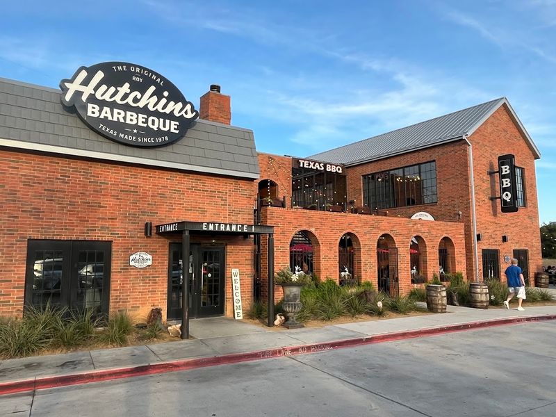 Free Samples and Lemonade While You Wait in Line