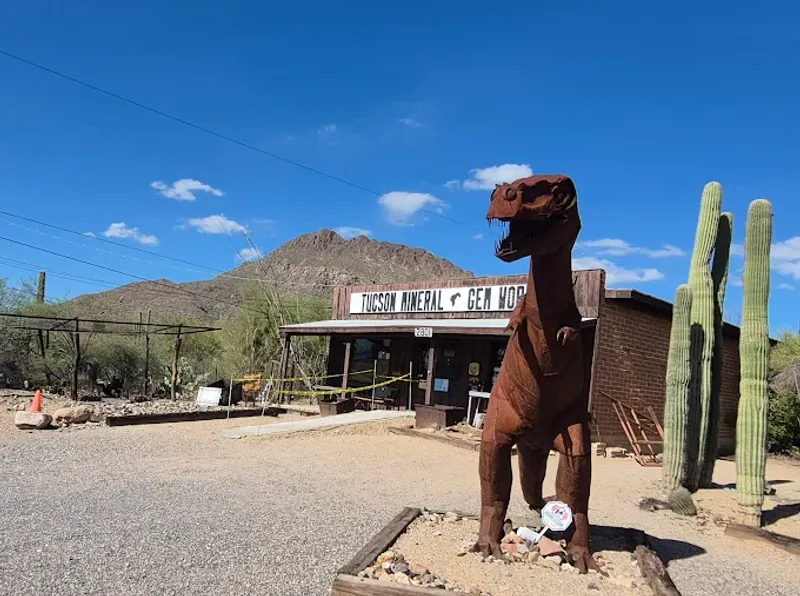 An Unmissable Stop Near Old Tucson and the Surrounding Desert