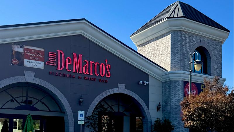 Dom DeMarco's Pizzeria & Bar - Las Vegas, Nevada