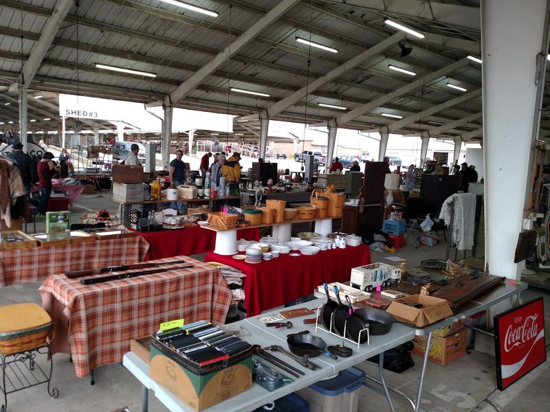 8 Huge Swap Meets in Tennessee Every Treasure Hunter Should Visit 3 Nashville Flea Market - Nashville, Tennessee