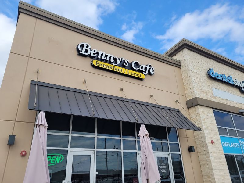 Hours and Tips for Your First Visit