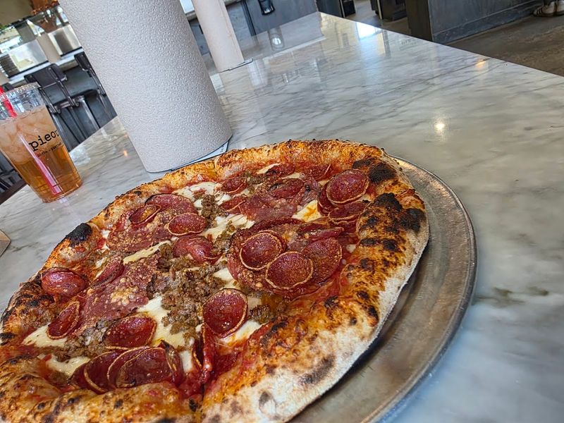 12 Texas Pizza Places That Stay Packed Even On Weeknights 6 Pieous - Austin, Texas