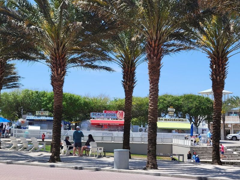 Airstream Food Trucks That Turned Lunch Into a Local Tradition